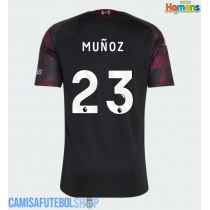 Camisa de time de futebol Liverpool Victor Munoz #23 Replicas 3º Equipamento 2026-27 Manga Curta